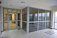 Glazen scheidingswanden in aluminium systeem