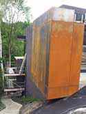 Erker bekleed met Corten staalplaten gemonteerd op een stalen structuur